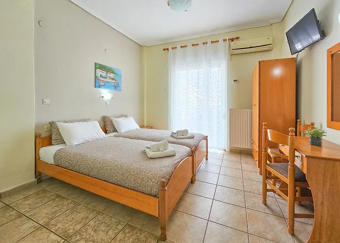 Lucia Hotel