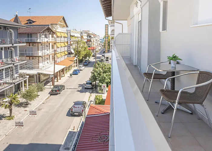 Lucia Hotel