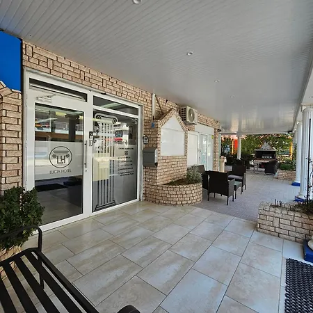 Szálloda Lucia Paralía