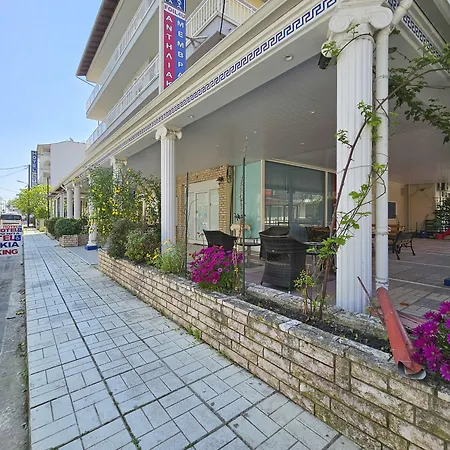 Hotel Lucia *