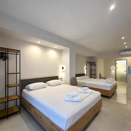 Hotel Lucia *